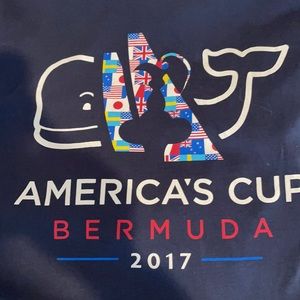 Vineyard Vines long sleeved tee with hood